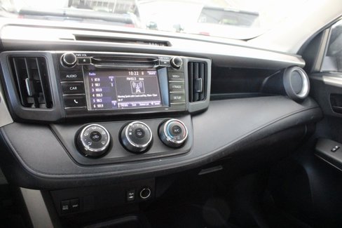 Used 2017 Toyota RAV4 LE image 25