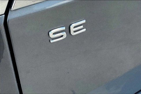 Used 2021 Volkswagen Atlas SE image 30