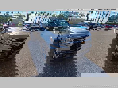 Used 2022 Chevrolet Colorado LT w/ Fleet Safety Package image 17