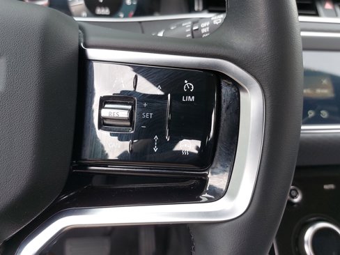 Used 2023 Land Rover Range Rover Evoque S image 19