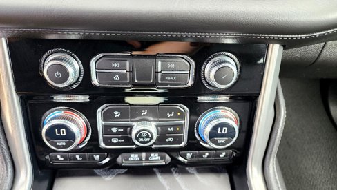Used 2023 GMC Yukon Denali image 18