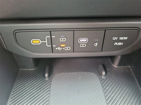 Certified 2025 Kia K4 GT-Line image 27