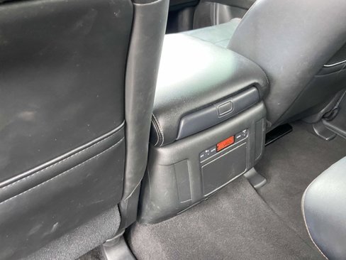 Used 2017 Nissan Armada SL image 3