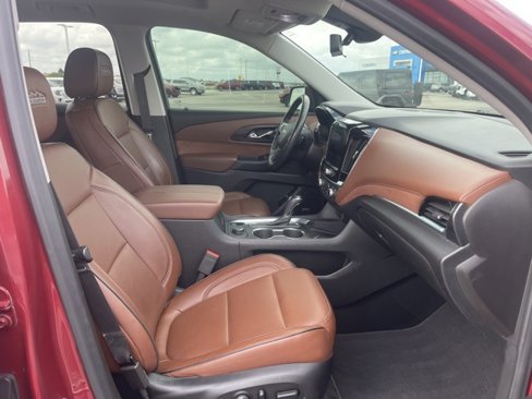 Used 2020 Chevrolet Traverse High Country image 14