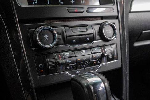Used 2017 Ford Explorer XLT w/ Equipment Group 201A image 29