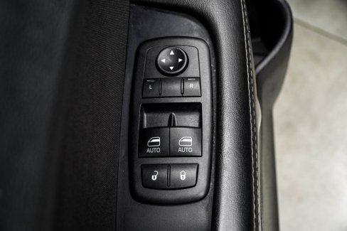 Used 2019 Dodge Challenger SXT image 30