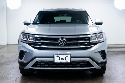 Used 2020 Volkswagen Atlas Cross Sport SE image 2