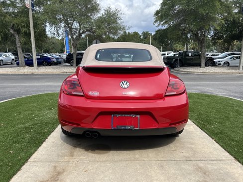 Used 2014 Volkswagen Beetle TDI image 6