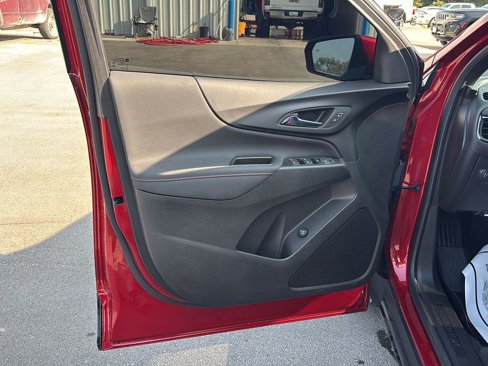 Used 2023 Chevrolet Equinox RS image 14