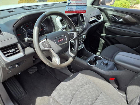 Used 2024 GMC Terrain SLE image 22