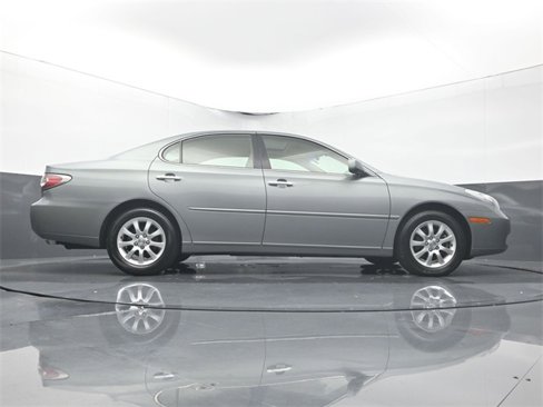 Used 2004 Lexus ES 330 image 12