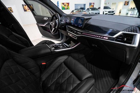 Used 2024 BMW X5 sDrive40i w/ M Sport Package image 14
