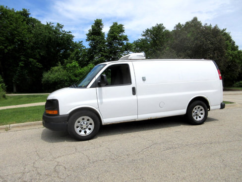 Used 2011 Chevrolet Express 1500 AWD image 31
