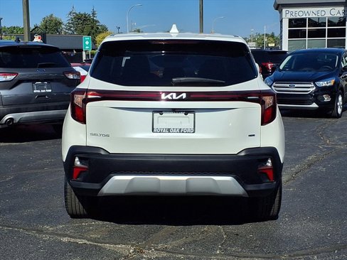 Used 2024 Kia Seltos LX image 19