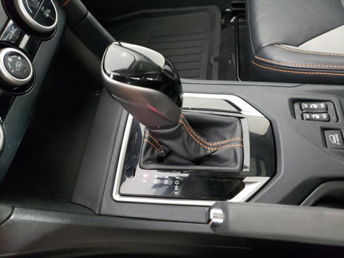 Used 2019 Subaru Crosstrek 2.0i Limited w/ Moonroof Package w/Navigation image 25