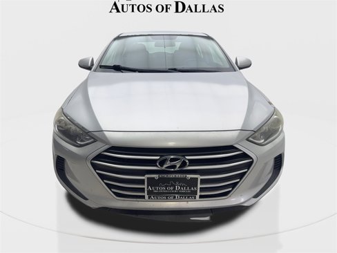 Used 2018 Hyundai Elantra SEL image 3