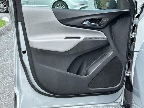 Used 2022 Chevrolet Equinox LT image 14