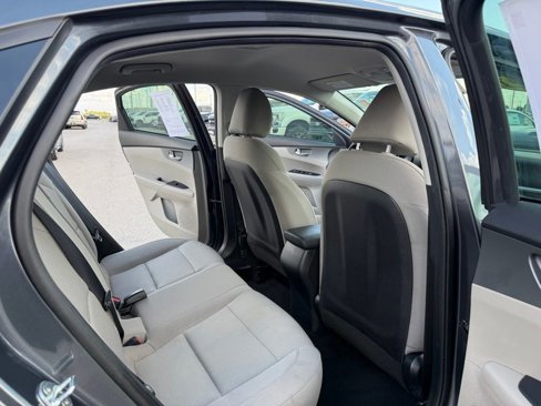 Used 2021 Kia Forte LXS image 14