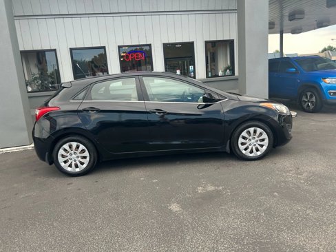 Used 2016 Hyundai Elantra GT image 25