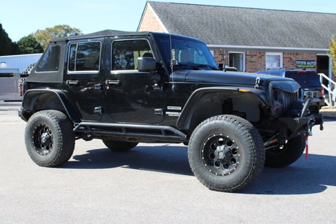 Used 2013 Jeep Wrangler Unlimited Sport w/ Connectivity Group image 10