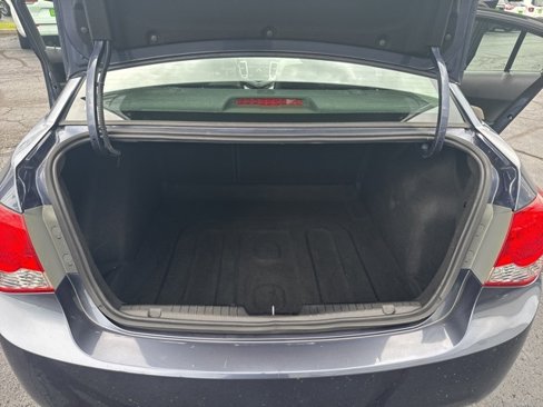 Used 2014 Chevrolet Cruze LS image 17