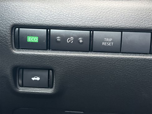 Certified 2022 Nissan Sentra SR image 14