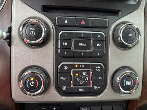 Used 2013 Ford F350 Lariat w/ Lariat Ultimate Pkg image 32