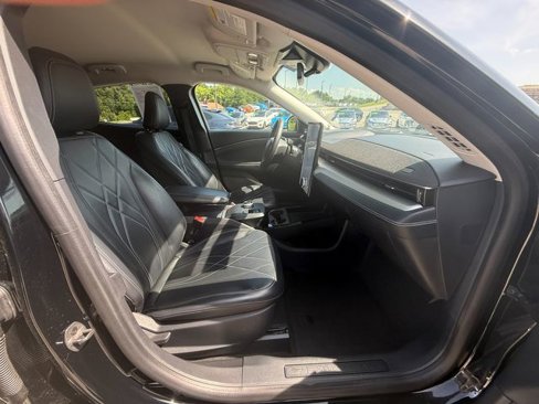 Used 2021 Ford Mustang Mach-E Select image 13