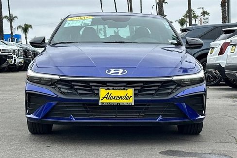 Used 2025 Hyundai Elantra Sport w/ Cargo Package image 9