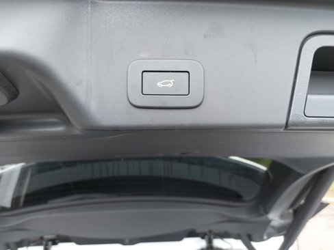 Used 2023 Land Rover Range Rover Evoque S image 14