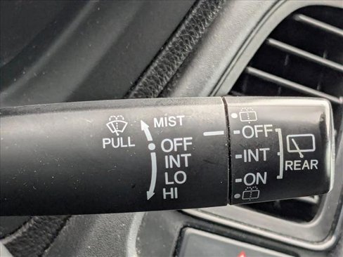 Used 2019 Honda HR-V Sport image 12