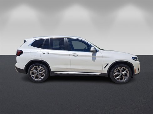 Certified 2022 BMW X3 sDrive30i w/ Premium Package 2 (ZPA) image 2