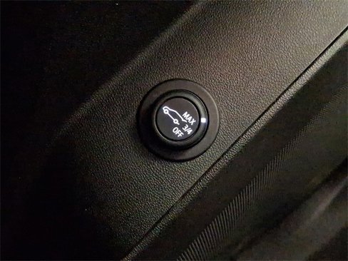 Used 2023 Chevrolet Equinox LT w/ Driver Convenience Package image 27