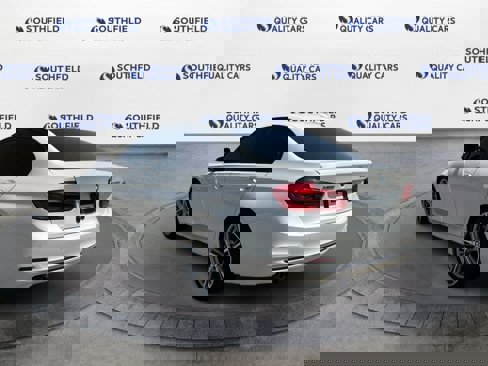 Used 2017 BMW 330i xDrive Sedan w/ Premium Package Enhanced image 4