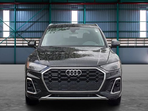 Used 2024 Audi Q5 2.0T Premium w/ Convenience Package image 7