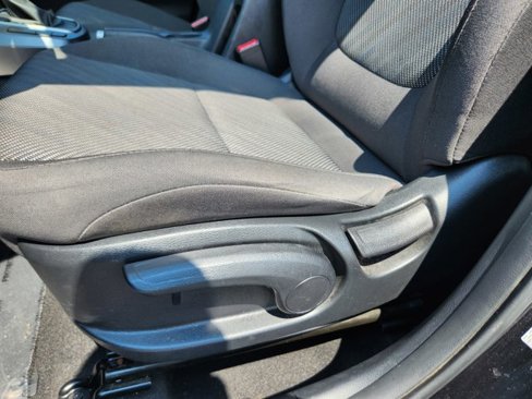 Used 2022 Kia Seltos LX image 25