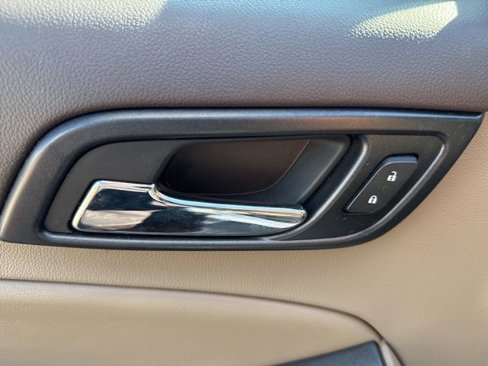 Used 2019 GMC Yukon XL SLT w/ Open Road Package image 26