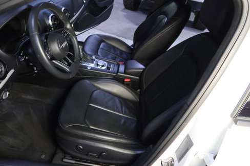 Used 2018 Audi A3 2.0T Premium image 19