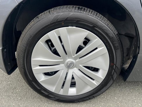 Used 2025 Nissan Leaf S image 48