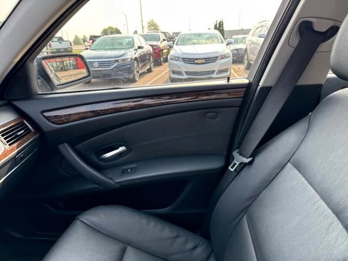 Used 2010 BMW 535i xDrive Sedan image 19