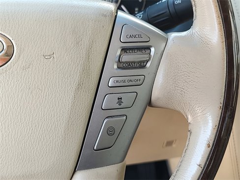 Used 2015 INFINITI QX80 2WD w/ Driver's Assistance Package image 24