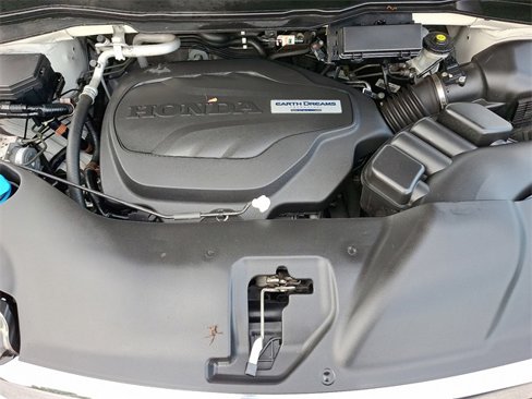 Used 2016 Honda Pilot Touring image 28