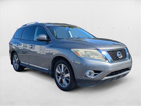Used 2015 Nissan Pathfinder Platinum image 3