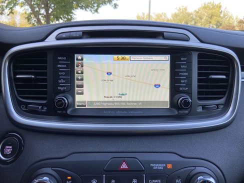 Used 2017 Kia Sorento SX image 20