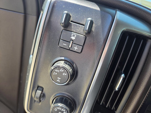Used 2015 Chevrolet Silverado 1500 LTZ Z71 image 16