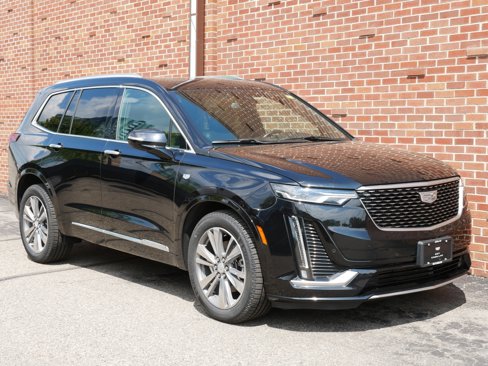 Used 2021 Cadillac XT6 Premium Luxury w/ LPO, Floor Liner Package image 27