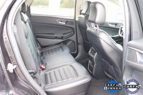 Used 2023 Ford Edge SEL image 3