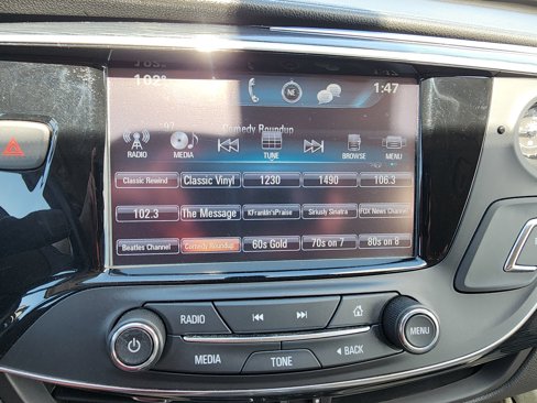 Used 2017 Buick Envision Essence image 22
