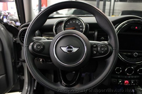 Used 2015 MINI Cooper 4-Door Hardtop image 21