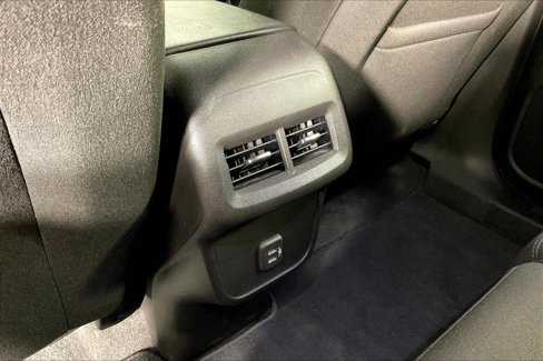 Used 2024 Chevrolet Equinox LS w/ Driver Confidence II Package image 32